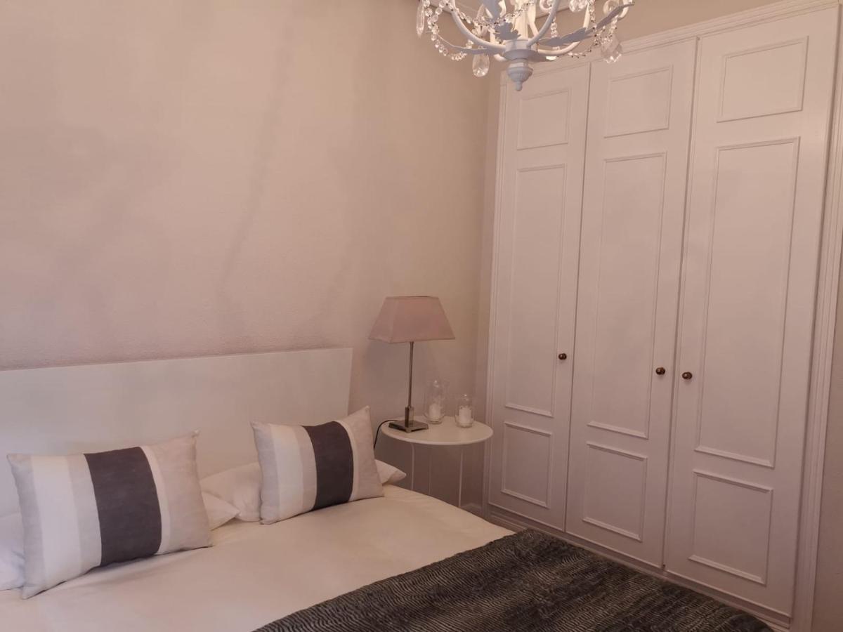 Habitacion Con Bano Privado En ビルバオ エクステリア 写真