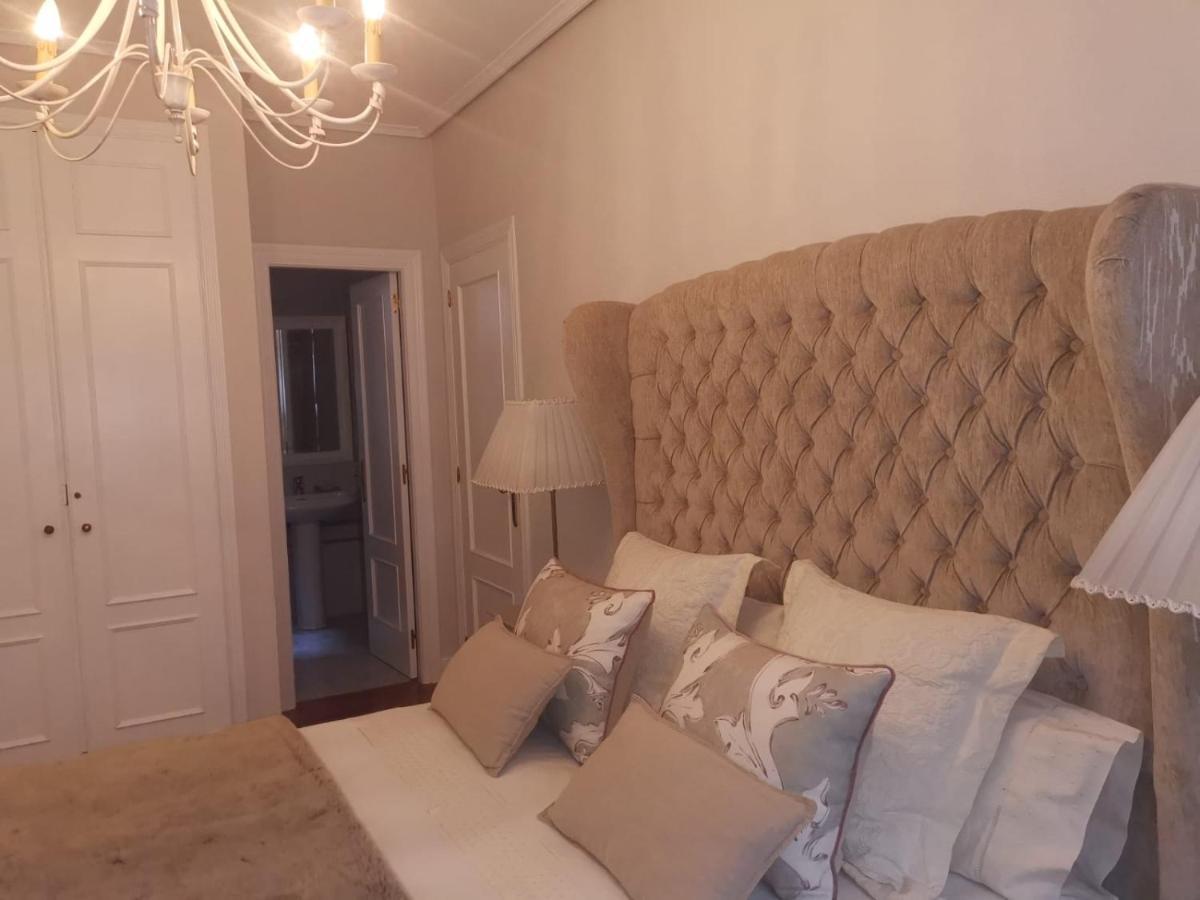 Habitacion Con Bano Privado En ビルバオ エクステリア 写真
